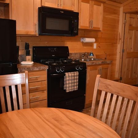 Tall Chief Camping Resort Cottage 1 Pleasant Hill Εξωτερικό φωτογραφία