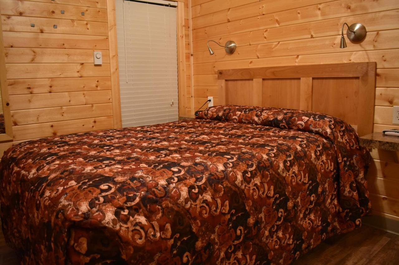 Tall Chief Camping Resort Cottage 1 Pleasant Hill Εξωτερικό φωτογραφία