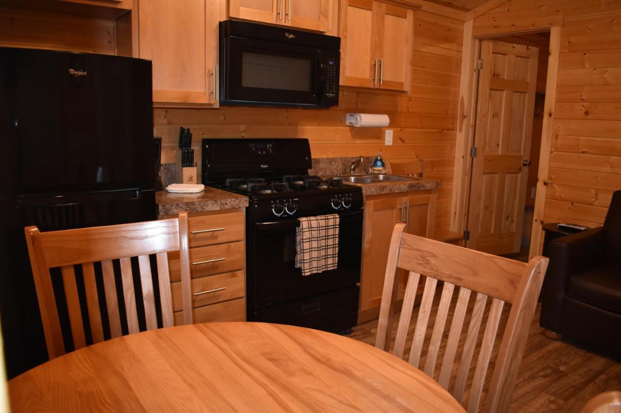 Tall Chief Camping Resort Cottage 1 Pleasant Hill Εξωτερικό φωτογραφία